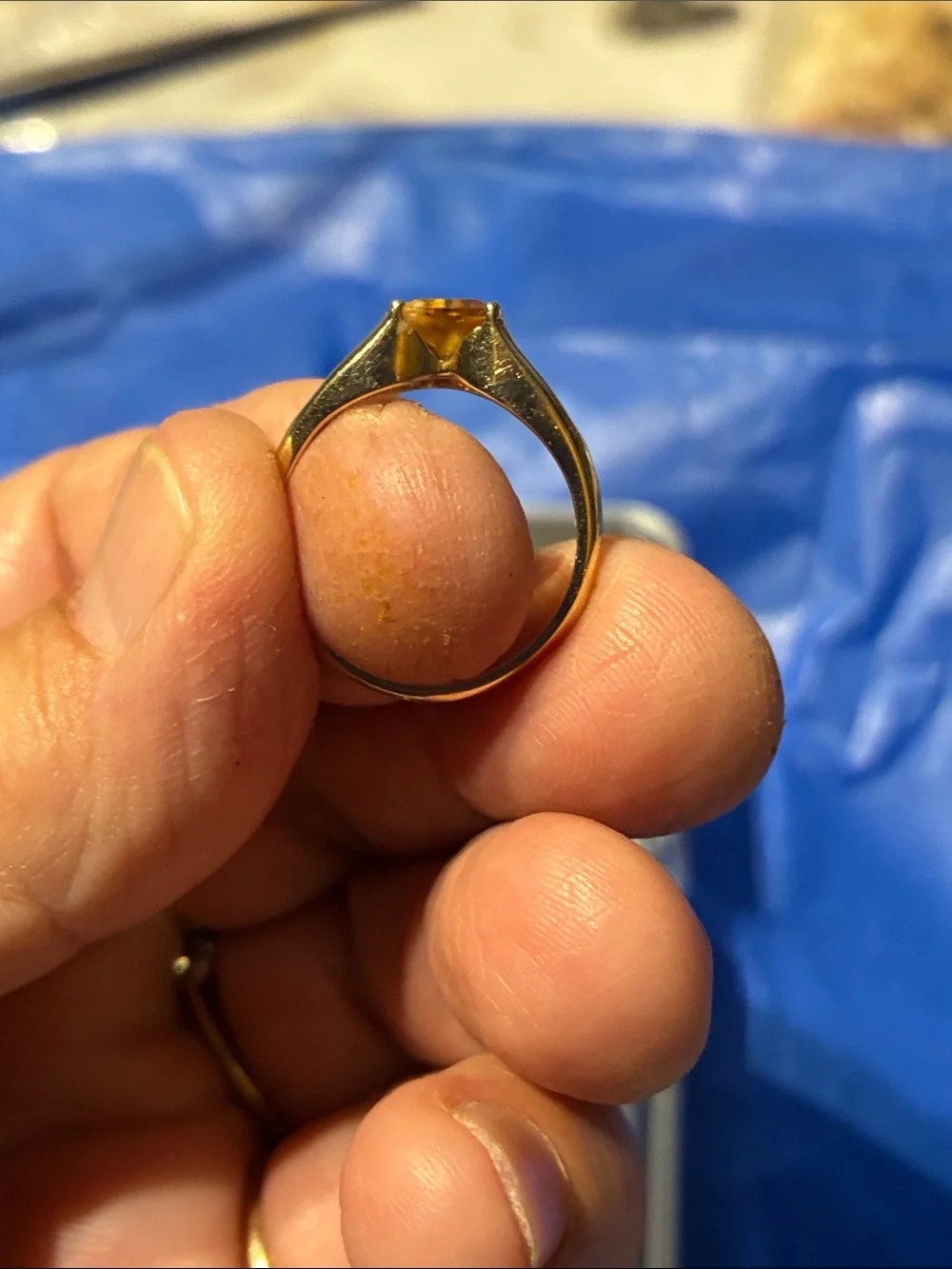 10K Citrine Ring. A unique and elegant shape.  2.70 grams.  Size 7